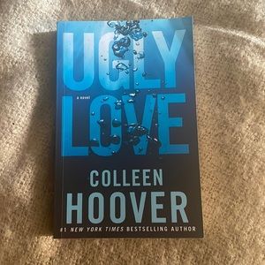 Ugly love by colleen Hoover